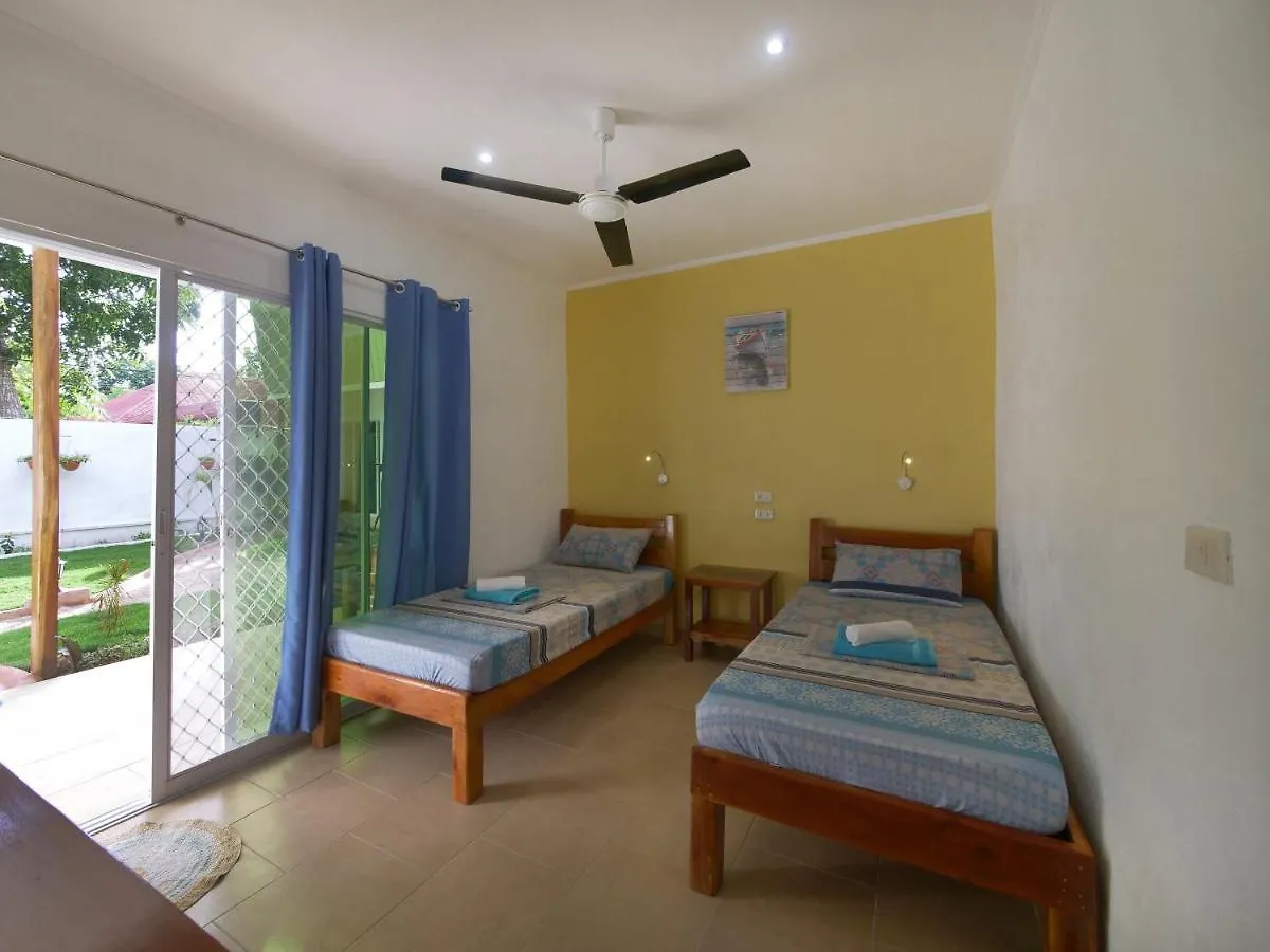 Alona Gecko Inn Panglao 2*,
